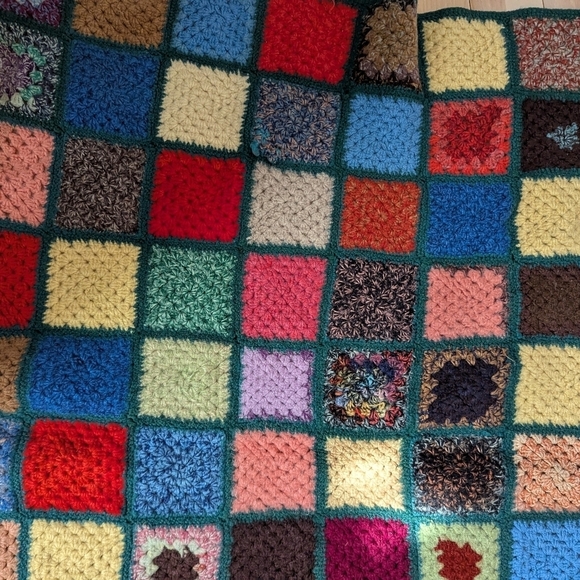 VINTAGE Handmade Granny Square Afghan Multicolored Knit Rectangular Blanklet - Picture 6 of 8